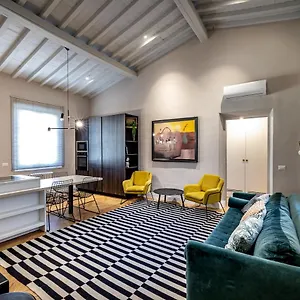 Hs4u Ricasoli Luxury Near Duomo N.2 Firenze