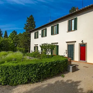 https://agriturismo-villa-ulivello-in-chianti.it-tuscanyhotel.com