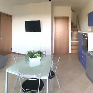 Casa Alessandro Con Piscina Di Garda Salionze